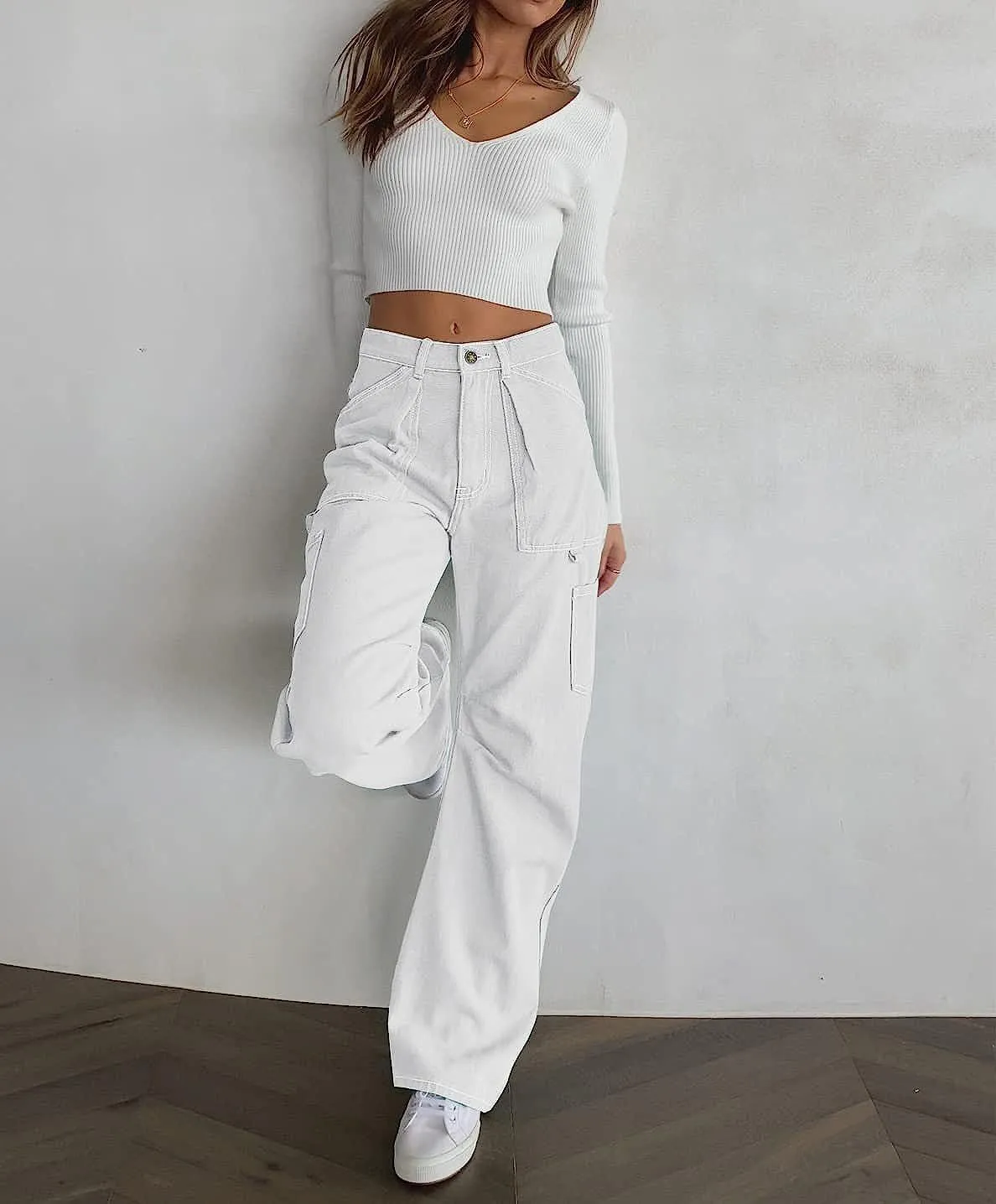 Baggy Low Rise Cargo Jeans