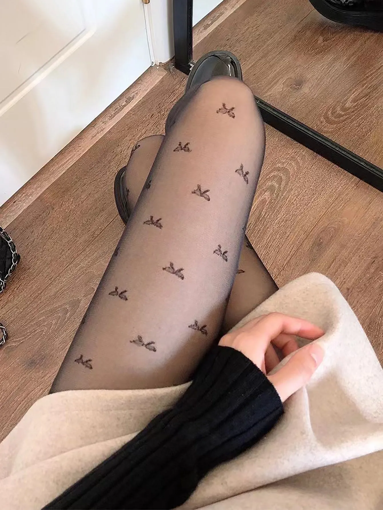 Bow Pattern Tights - Black