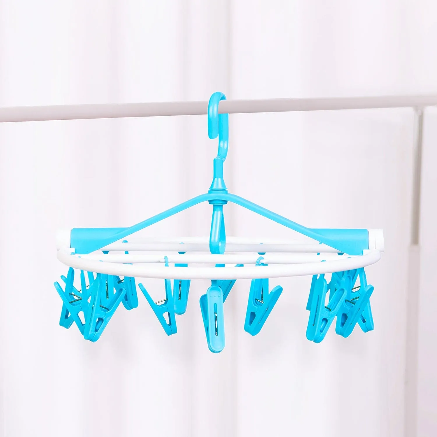 Clothes Hanger Round Foldable 18 Clips Blue