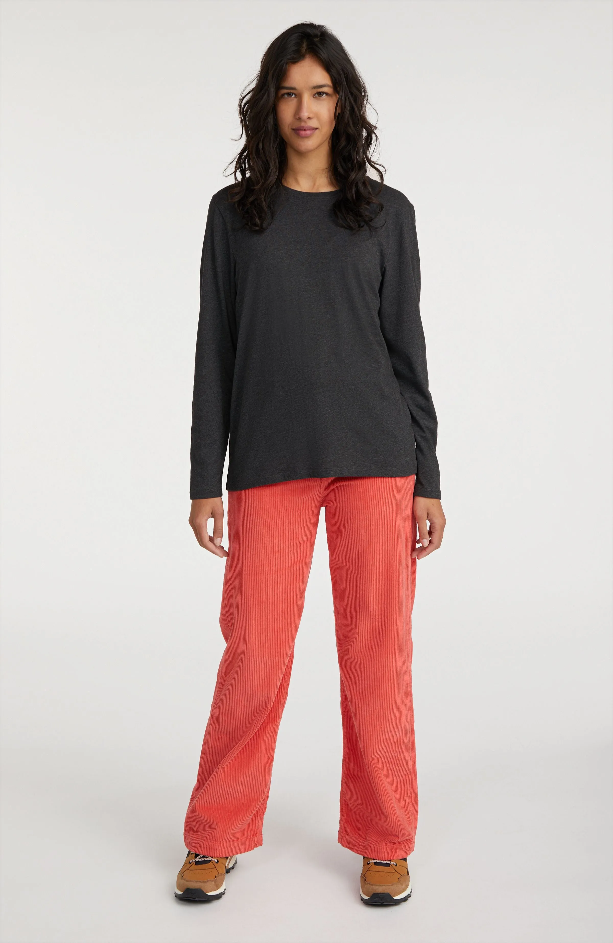 Essential Langarmshirt | Black Out