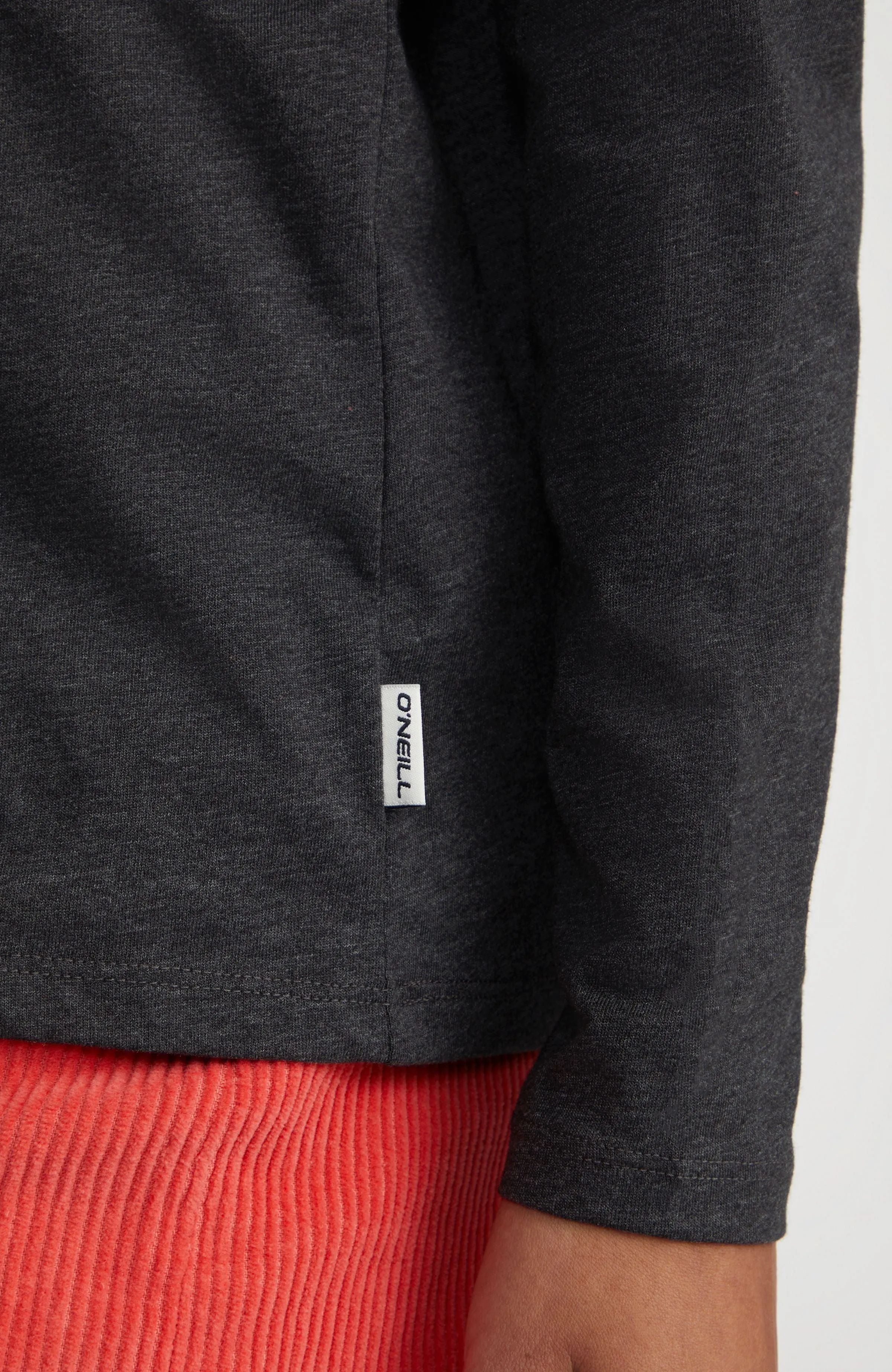 Essential Langarmshirt | Black Out