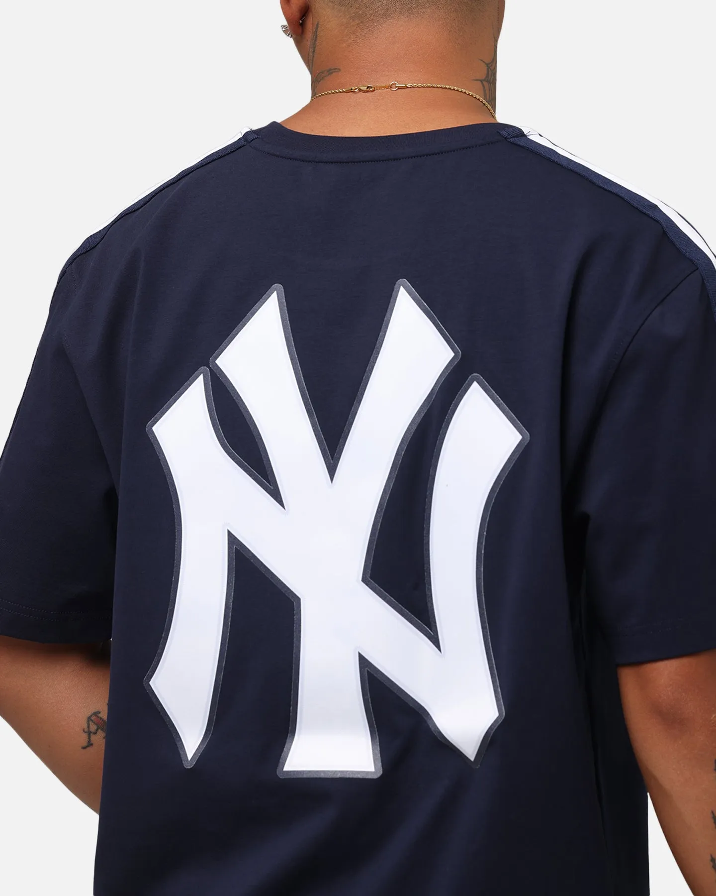 Pro Standard New York Yankees Classic Mesh Striped T-Shirt Midnight Navy