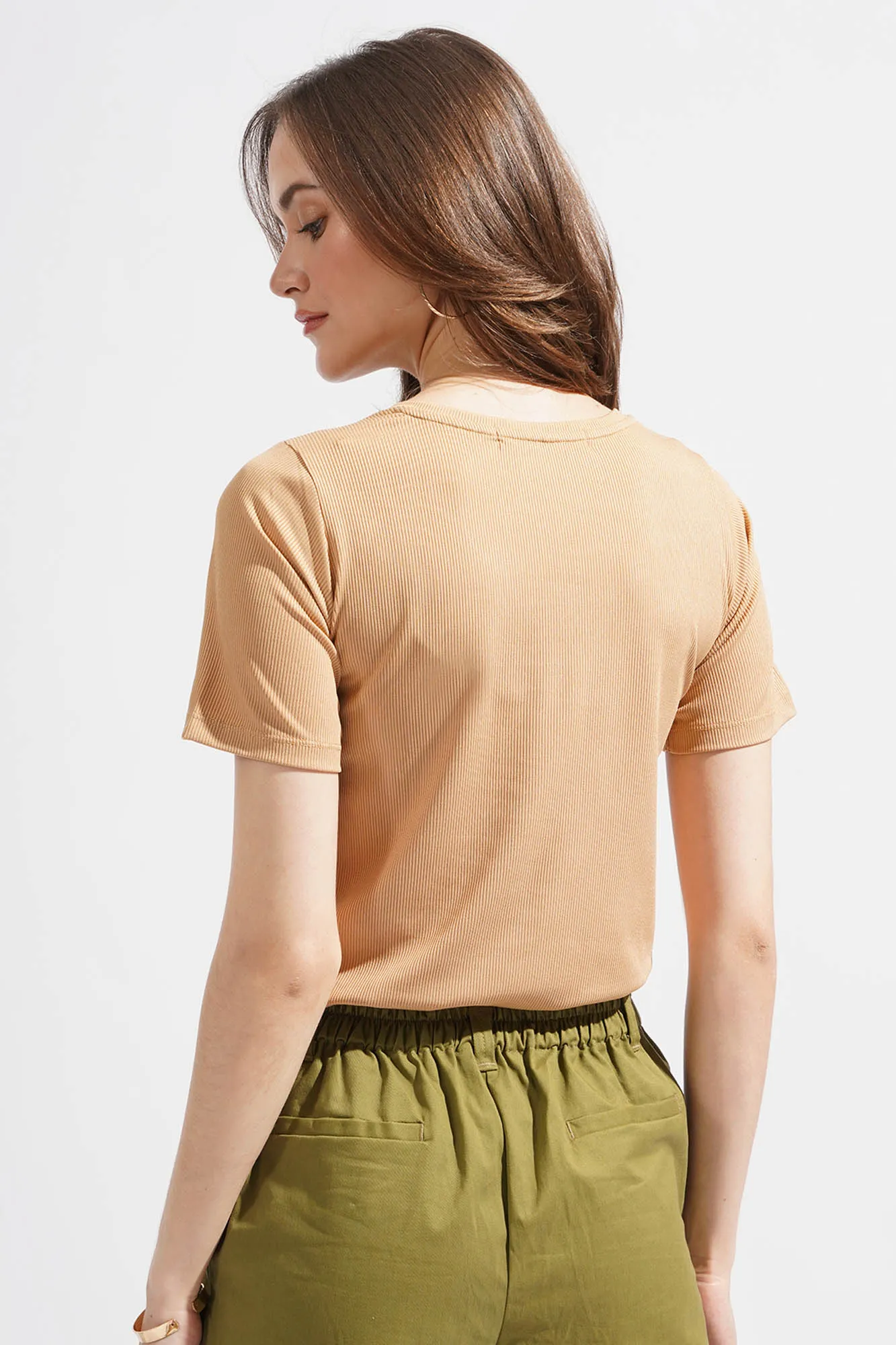 Ribbed Scoop Neck Tee with Button Down Detail