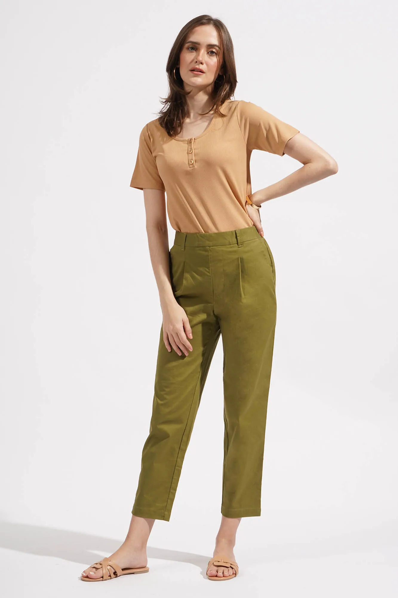 Ribbed Scoop Neck Tee with Button Down Detail