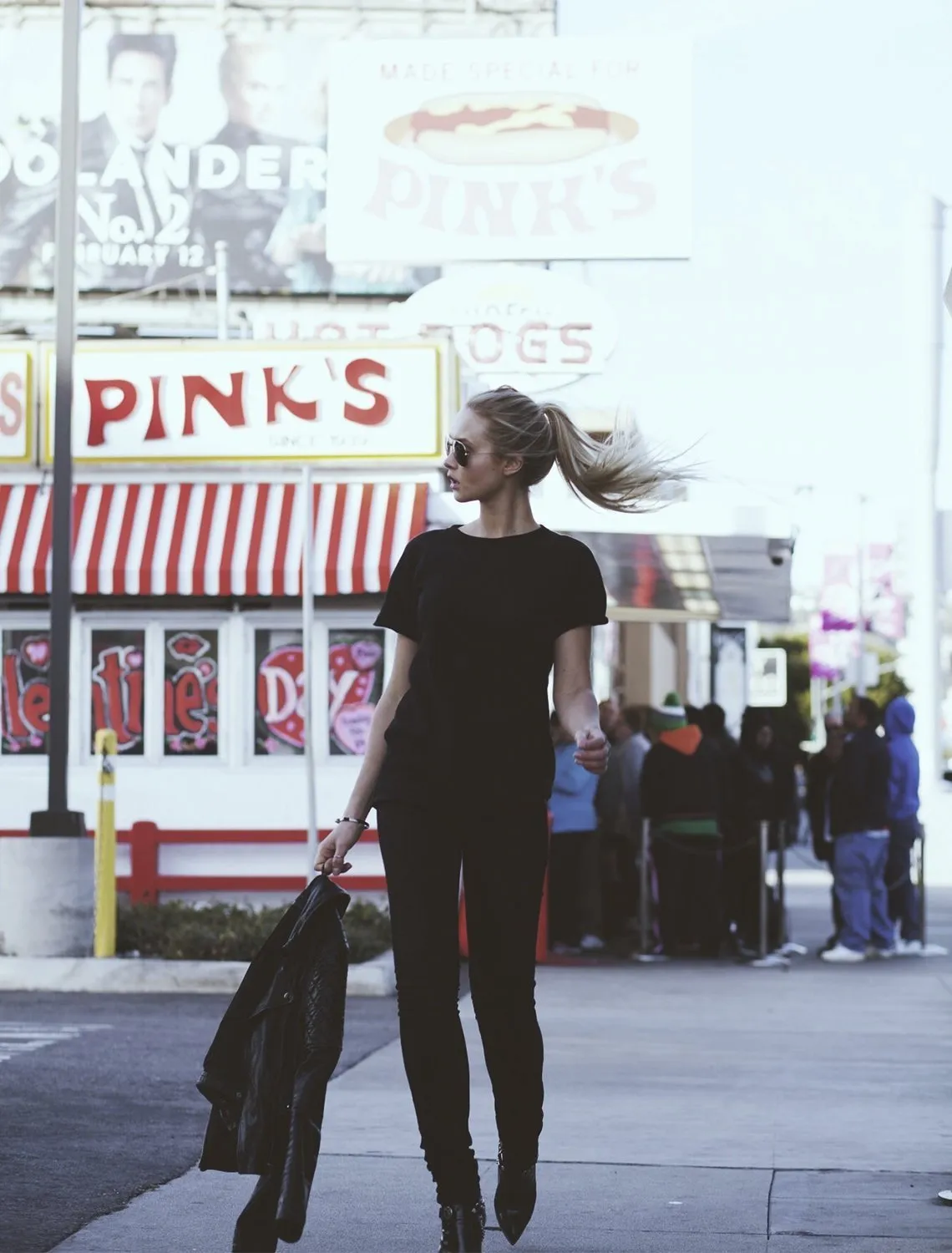 Roll Sleeve Sweatshirt Tee / Black