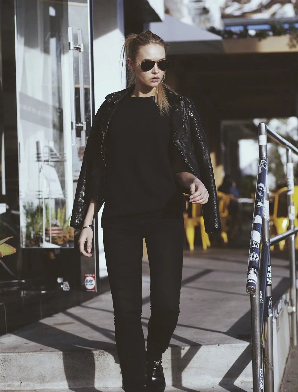 Roll Sleeve Sweatshirt Tee / Black